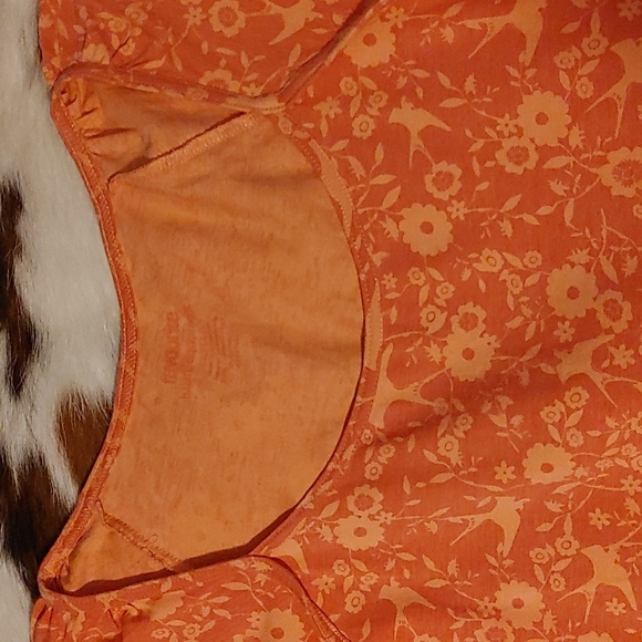 3/$25 Favourite b.u.m. Equipment Shirt Sz LG - Picture 2 of 3